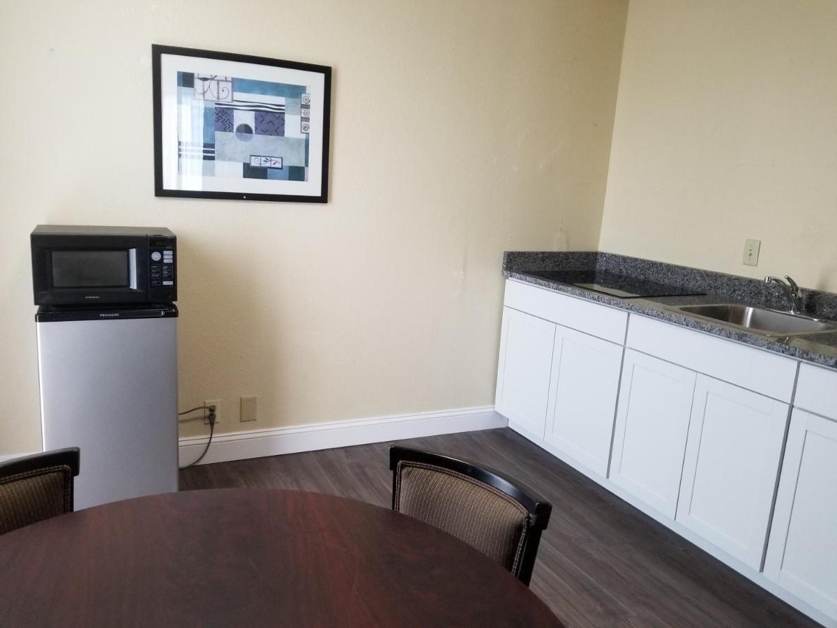 Days Inn By Wyndham Easley West Of Greenville/Clemson Area Extérieur photo