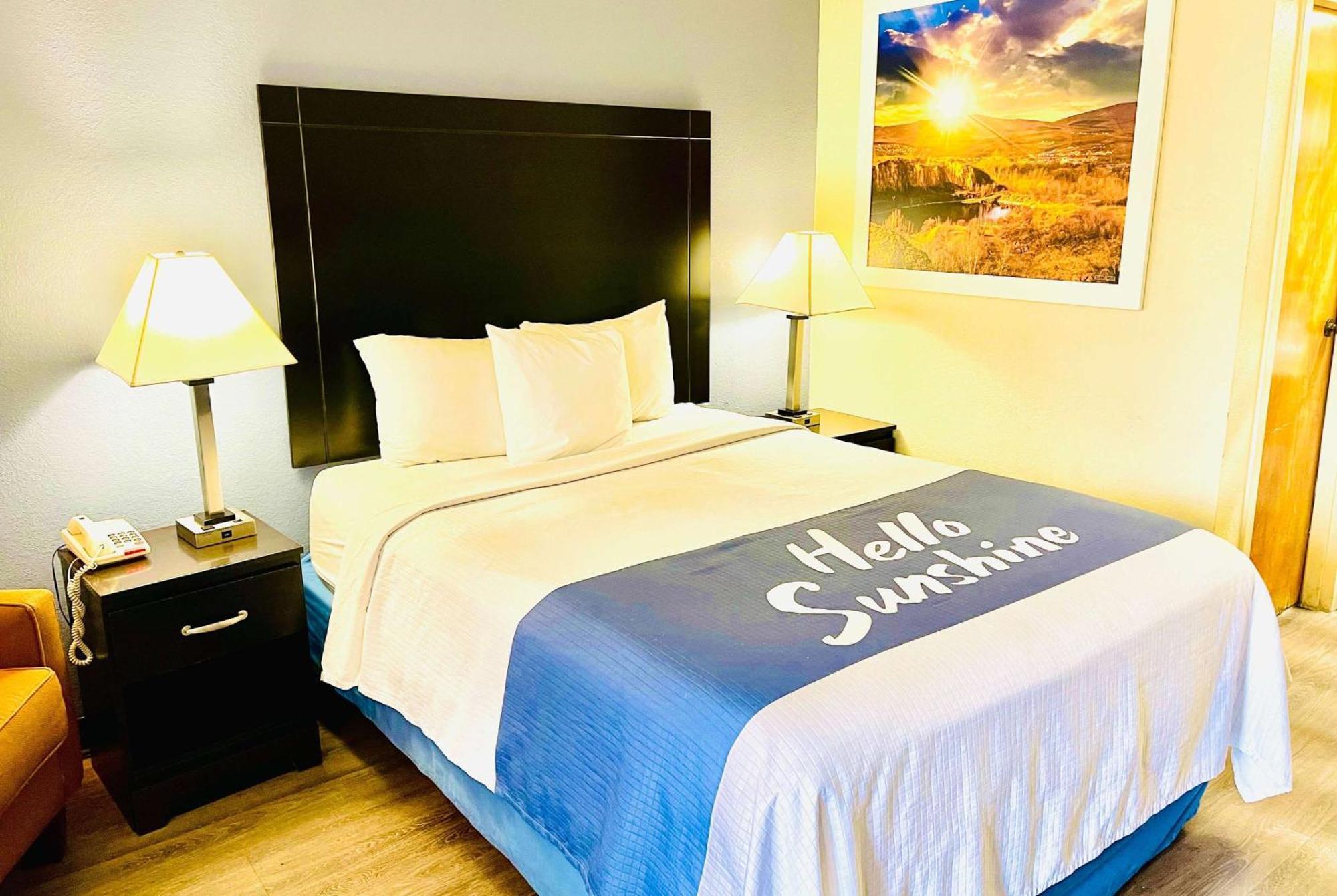 Days Inn By Wyndham Easley West Of Greenville/Clemson Area Extérieur photo