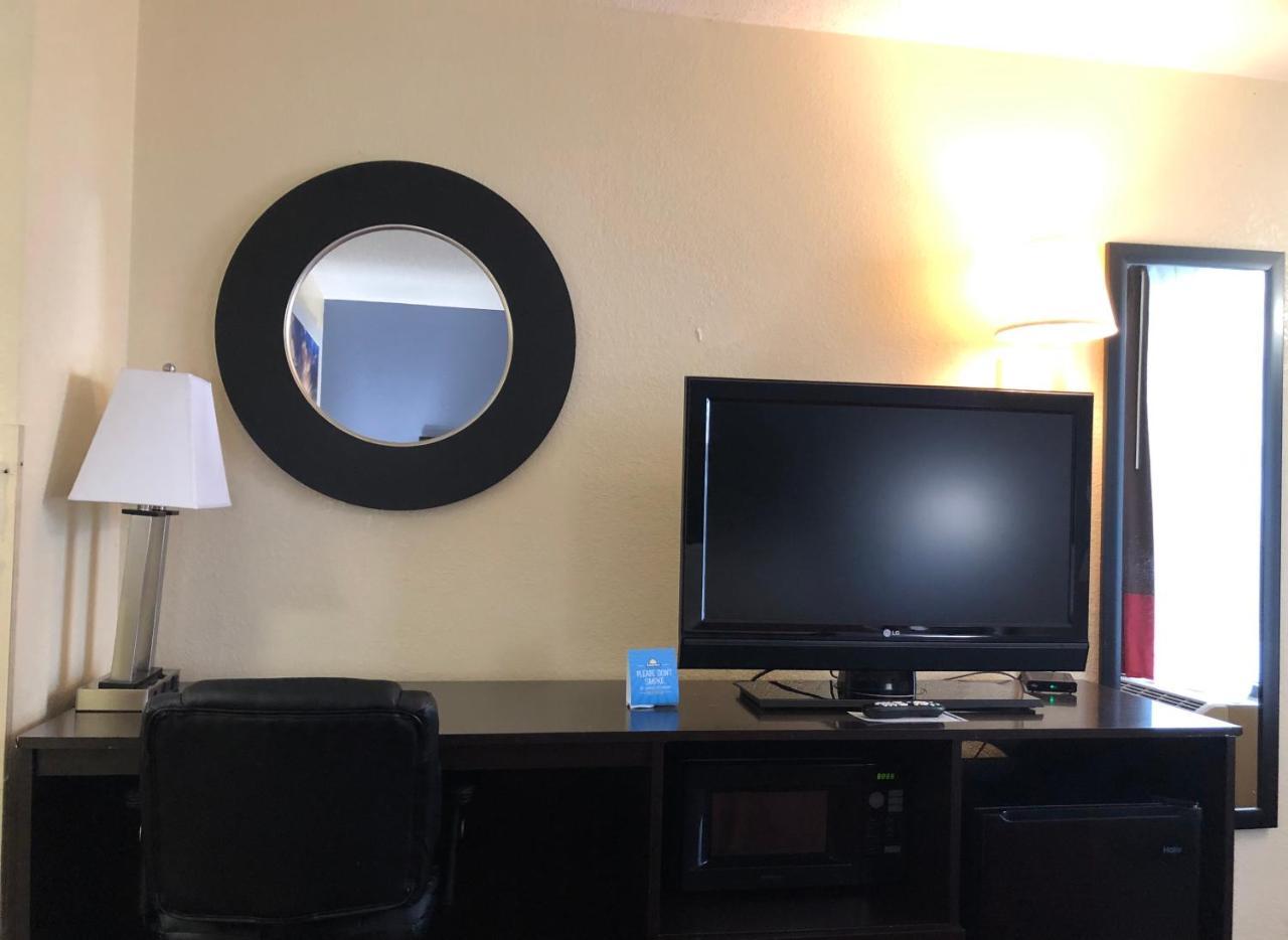 Days Inn By Wyndham Easley West Of Greenville/Clemson Area Extérieur photo