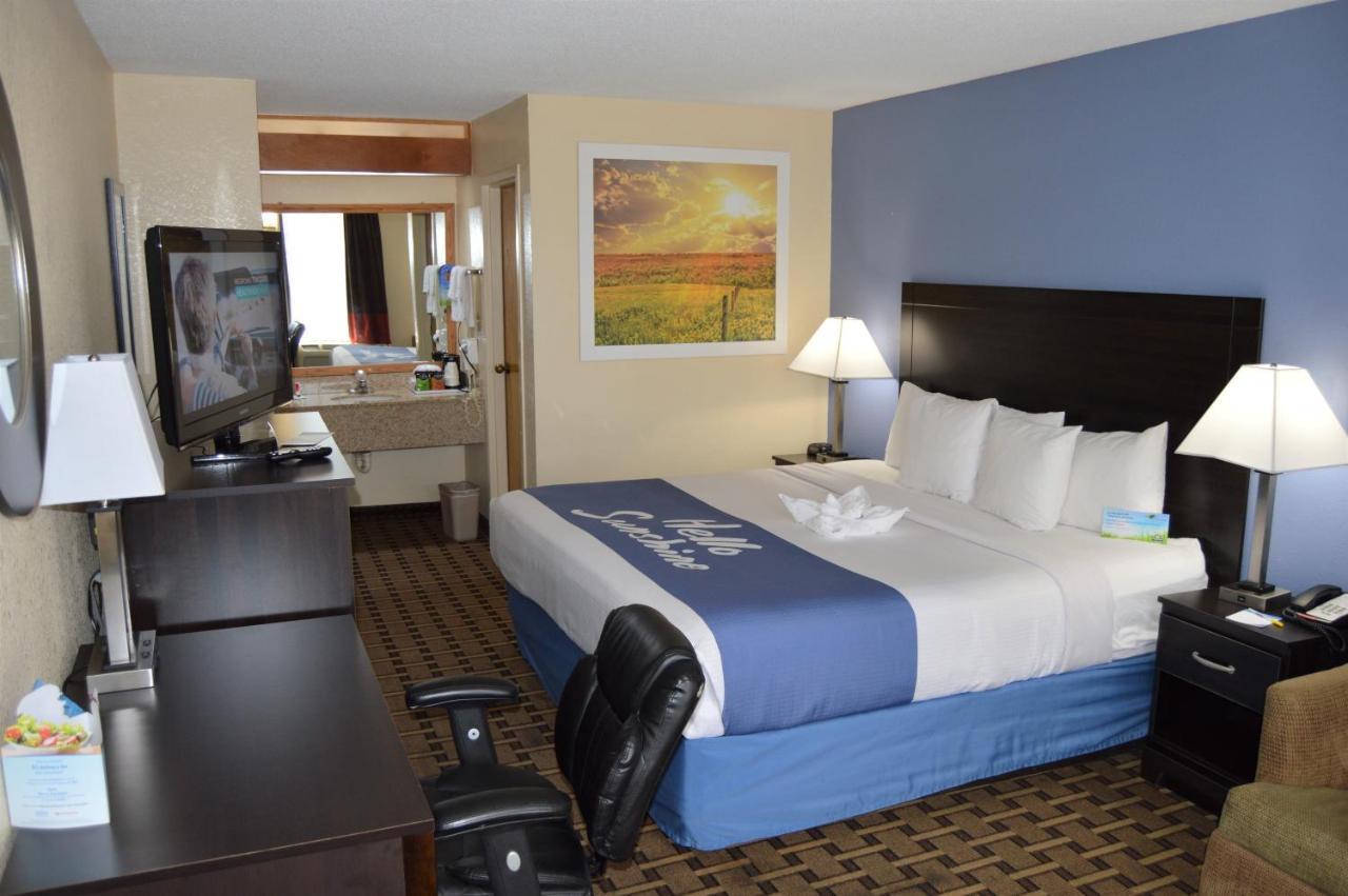 Days Inn By Wyndham Easley West Of Greenville/Clemson Area Extérieur photo